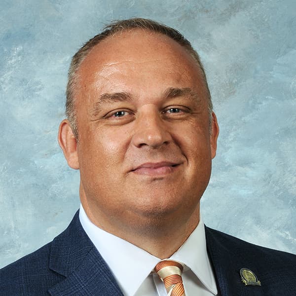 Portrait of Les Yates