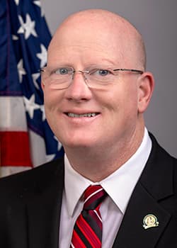 Portrait of Mark Hart