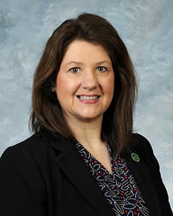 Portrait of Deanna Frazier Gordon