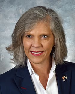 Portrait of Shelley Frommeyer
